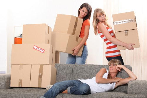 Central London storage unit options near Aldwych for homes and businesses